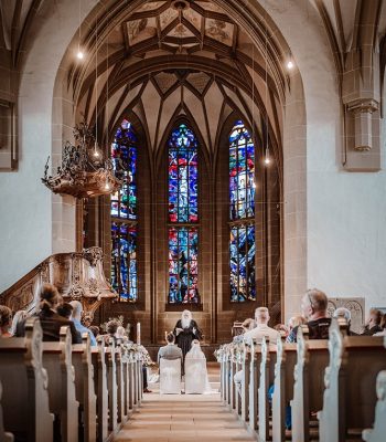 Trauung in einer Kirche